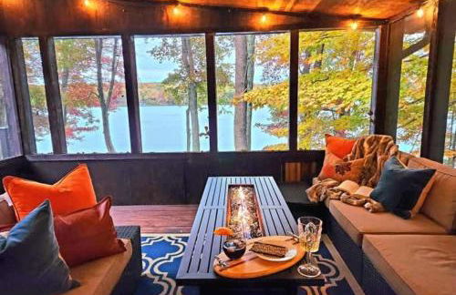 Lakefront Hot Tub Canoes Game Room Wood FP - Foto 12