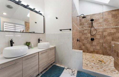 Open Concept & Stylish-HotTub-Sauna-Billiard-Poker-BBQ - Foto 21