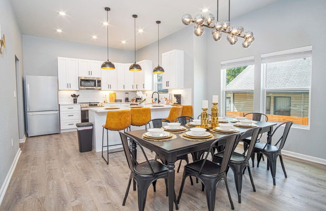 Inviting 4br/2ba Near Downtown & Riverwalk - Foto 24