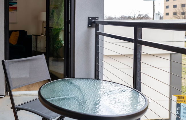 Brand New Suite in Kansas City - Photo 29