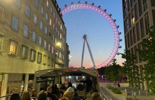 Tour nocturno en autobús descapotable - Foto 2