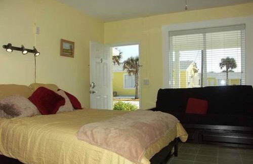 Flagler Beach Motel and Vacation Rentals - Photo 33