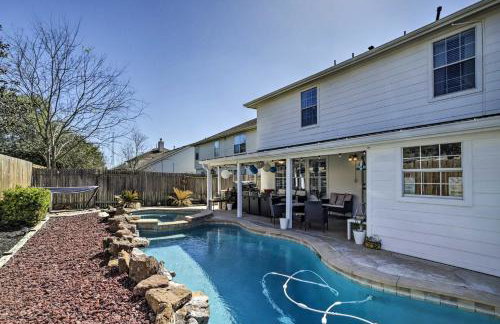 Luxe Home 30 Miles to Houston with Pool and Grill - Foto 34