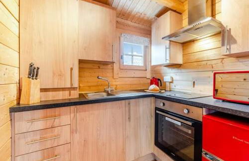 Lochinvar - Clydesdale Log Cabin with Hot Tub - Photo 5