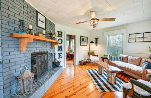 Country Escape Log Cabin Near Kentucky Lake! - Foto 1