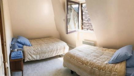 La Familiale, Aile du Château de Busqueilles à Autoire, 3 chambres, 3 SDB, vue parc & calme - Photo 5