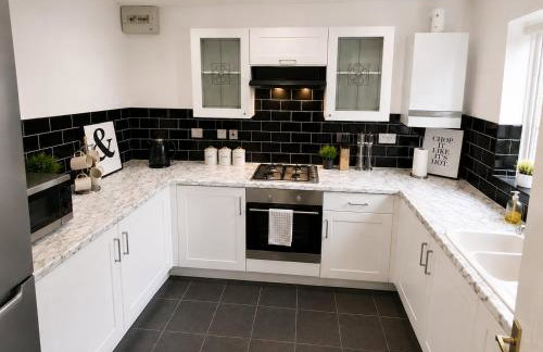 Convenient Manchester city centre 3BD with free parking - Photo 12