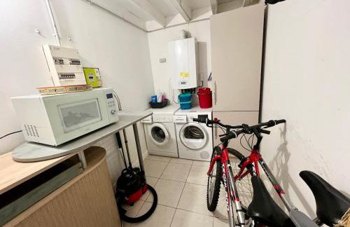 Quai du Val is a Charming Pet and Family Friendly Riverside Gite in Lehon close to Dinan Sleeps 7 - Photo 22