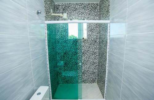 Casa com Piscina, Quadra de Areia e Churrasqueira - Foto 19