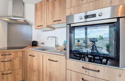 Chez Lady Mag - Neuf - Confort - Parking - Proche centre-ville - Tram - Foto 8