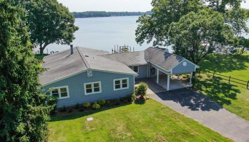 Game Themed Waterfront Fun at Easthaven - Foto 2