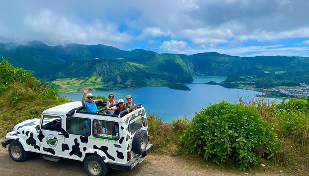 Tour de 4x4 por Sete Cidades e Lagoa do Fogo - Foto 2, Momento para fotos durante o tour de 4x4!