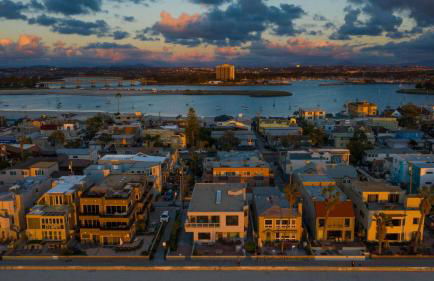 Beachfront Home w Ocean Views • Right on Mission Beach Belmont by AvantStay - Foto 72