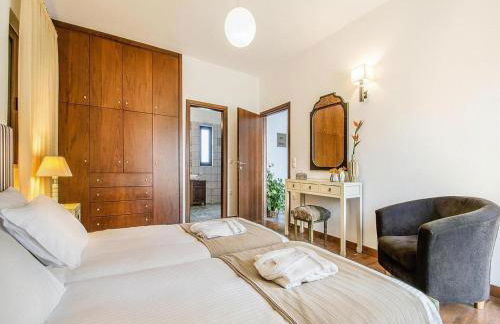 Private Pool & Garden Villa for 6 - Foto 26