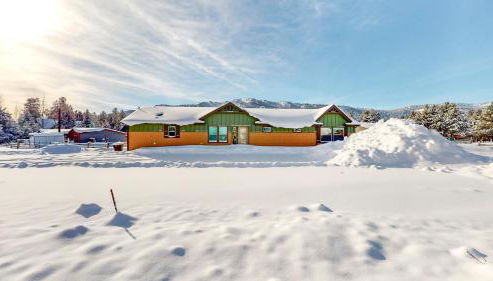 New! Grand Manor - Close to Tamarack and Lake Cascade - Pet friendly - fenced yard - trailer parking - Foto 4