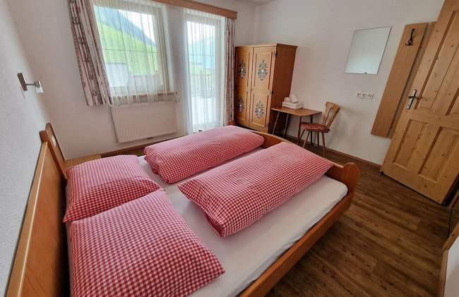 Holiday Home in Finkenberg With Terrace - Foto 6