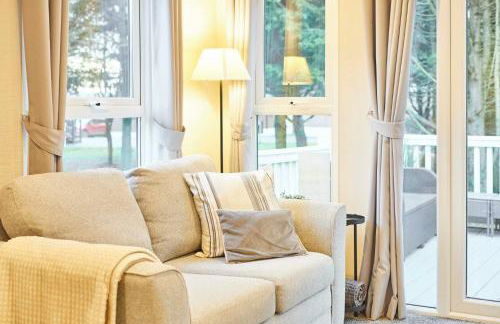 Woodpark Lodge with Hot Tub - Foto 2