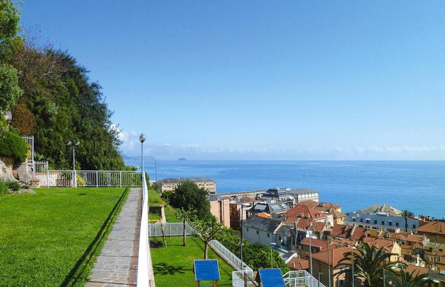 Holiday Flat in Pretty Residence With Communal Pool in Pietra Ligure - Foto 36