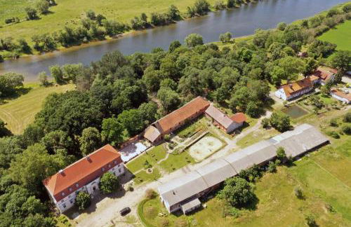 Gutshof Kehnert - Pension & Ferienwohnungen - Foto 1