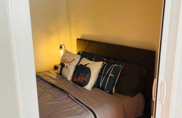 3BR 1BA Near Train Station Monthly Deal - Foto 3