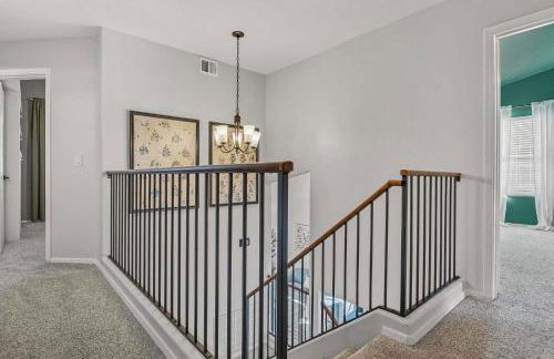 Heated Pool, Hot Tub, Games & more! - Photo 25