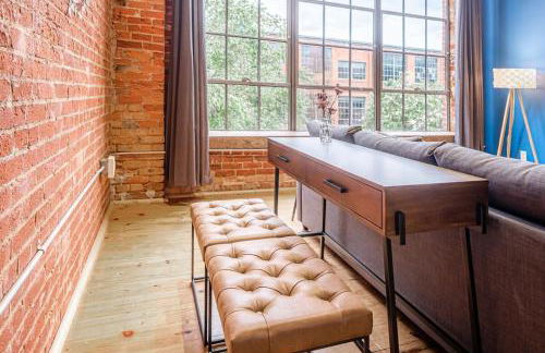 100 Year Old Historic Brick 2BR Loft High Ceiling3 - Foto 40