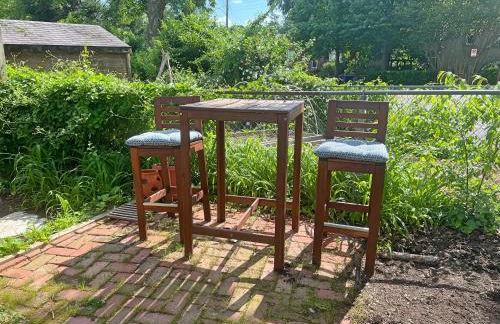 Entire Private 3 Bedrooms 1 Bathroom Single House with Fenced Garden - Photo 34