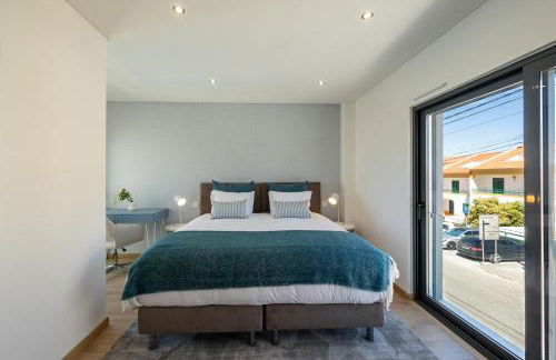 Silver Coast Beach Villa-Casa de Luxo com Piscina e Vista Mar - Photo 13