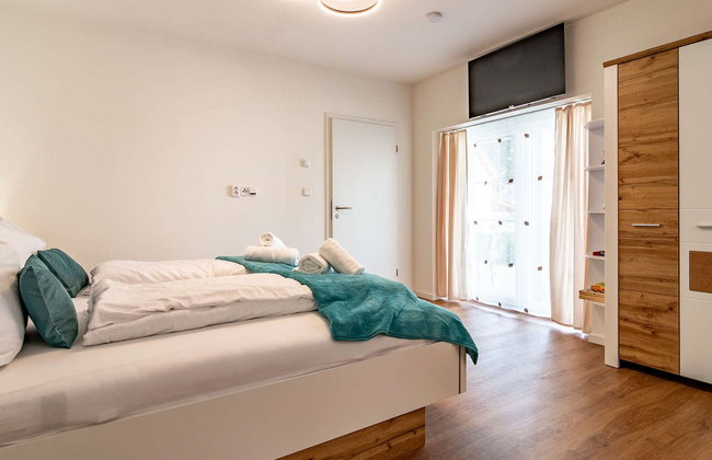 Lakeside Village 22 - Photo 8