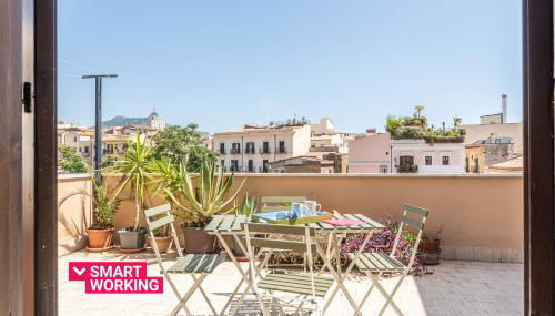 The Terrace Behind the Cathedral by Wonderful Italy - Foto 2