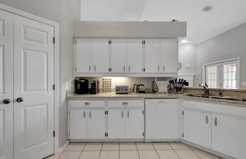 Pool Waterfront Lake 12 PPL Gorgeous - Foto 33