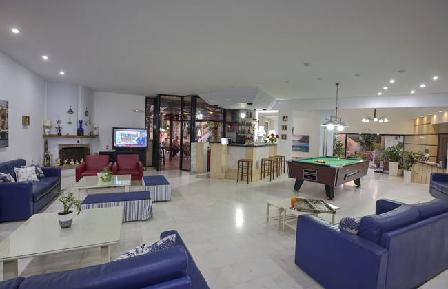 Latania Studios And Apartments - Photo 45