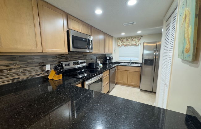 113 El Matador 1 Bedroom Condo by RedAwning - Photo 11