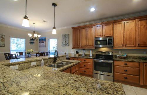 Amazing 4 Bedroom Vacation Home in The Villages of Crystal Lakes - Foto 9