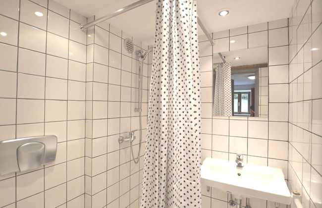 Rustic Farmhouse With Pool - Photo 22