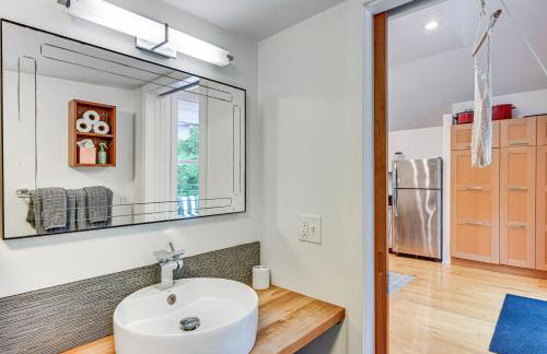 Walk to Kelsey Lake Cassopolis Home with Yard! - Foto 15