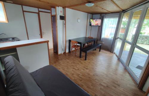 Grand chalet en bois climatisé avec vue sur le lac - Photo 2