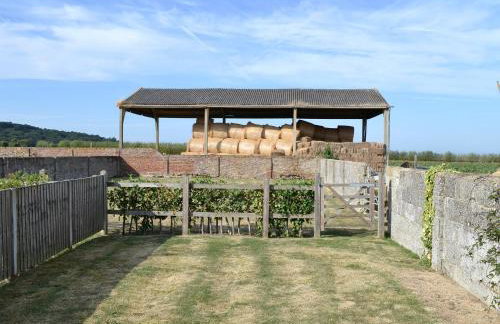 The Stable - Photo 11