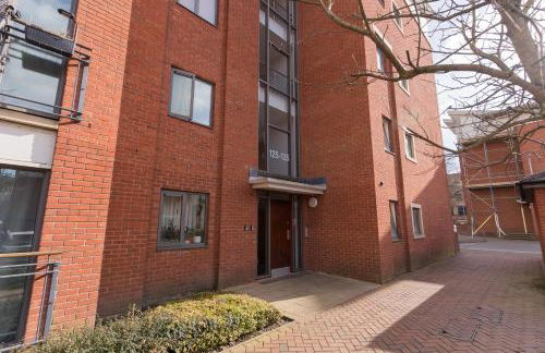 Highrise Balcony Stay in the Heart of Wolverhampton - Foto 21