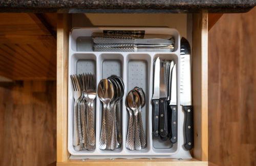 5 min to Lake Chic Cozy Hot Tub - Foto 30