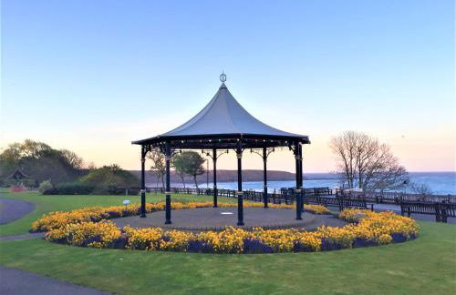 Number 12 Yorkshire Holiday House - Photo 29