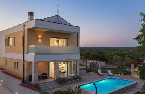 Villa in Peroj With Pool Near Barbariga Beach - Photo 35