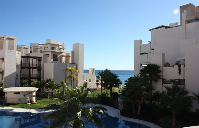 Two-Bedroom Beach Apartment - Foto 1