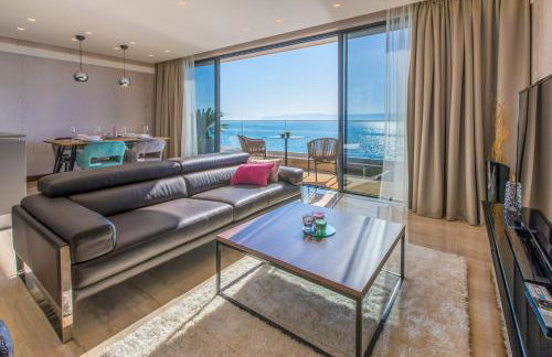 BEACH FRONT VILLA FRAN - DELUXE PENTHOUSE SUITE with private pool - Foto 5