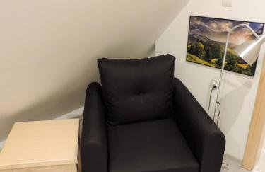 Na Świerkowym Strychu - Photo 42