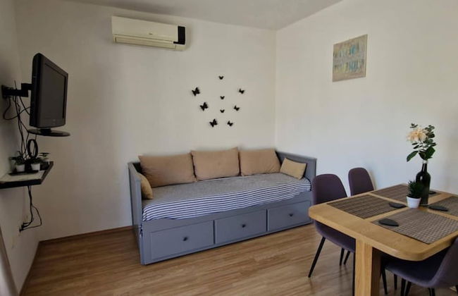 Sea-view Apartment - Sleeps 4, Parking & Balcony - Foto 23