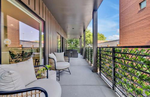 HUGE downtown corner unit- Pool-Gym-Walk 2 Broadway - Foto 22