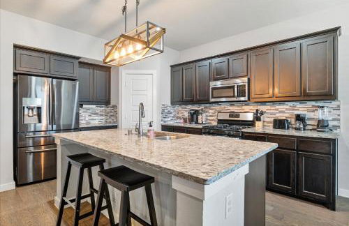 The Aubrey Escape with Fenced Backyard - Foto 3