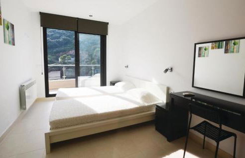 Lovely Home In Santa Susanna With Wifi - Foto 8