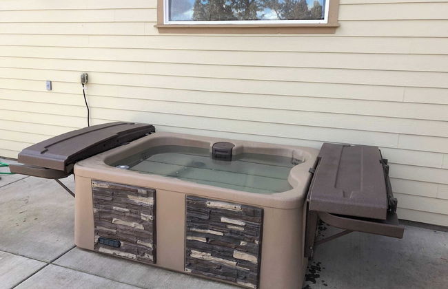 Powell by Avantstay Secluded Home Only 10 Mins From DT Bend w/ Hot Tub - Foto 16